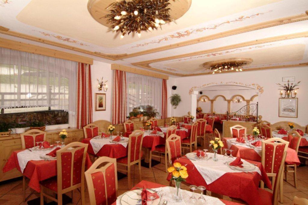 Albergo Fiordaliso Канацеї Екстер'єр фото