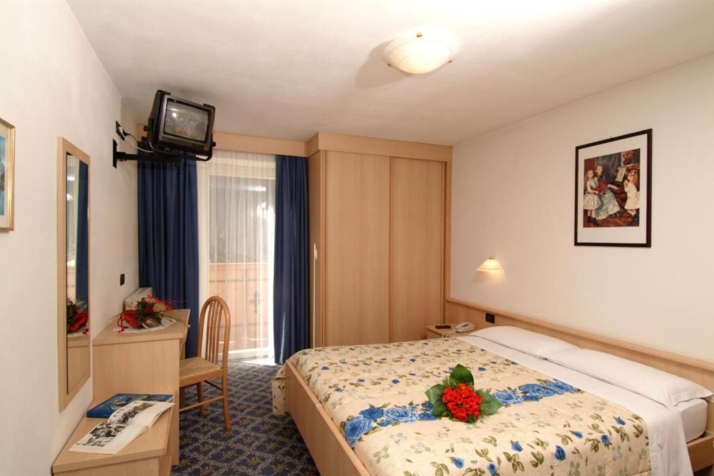Albergo Fiordaliso Канацеї Екстер'єр фото